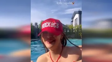 Mine Tugay havuz videosuyla mest etti!