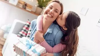💟💐 ANNELER GÜNÜ HEDİYE ÖNERİLERİ 💎👗 12 Mayıs 2024 Anneler Günü özel, ucuz, pahalı, anlamlı, en güzel hediye fikirleri listesi...