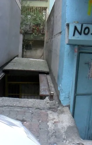 İstiklal Caddesi'ni kana bulayan Ahlam Albashir'in 4 ay boyunca çalıştığı tekstil atölyesi görüntülendi! İşte teröristin evinden çıkanlar