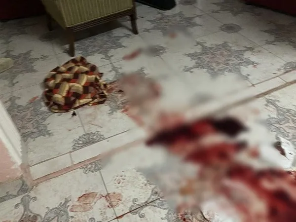 rus-ruleti-oynadigi-tabanca-dolu-cikti-hayatini-kaybetti-1612344929043.jpg Rus ruleti oynadığı tabanca dolu çıktı! Hayatını kaybetti-4