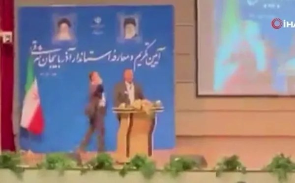 iranda-devir-teslim-toreninde-tokat-1635003823655.jpg İran'da devir teslim töreninde tokat-3