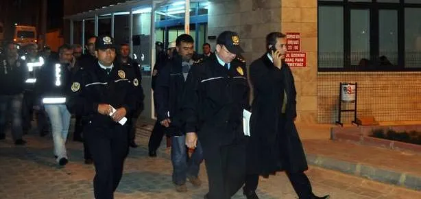 YURTKUR’a silah baskını