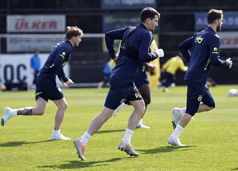 Hedef çeyrek final! Mourinho Rangers maçı 11'ini belirledi - 2