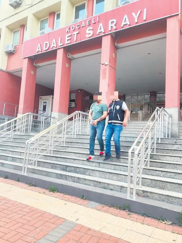 1691445318656.jpeg Dikkat meteor düşebilir! İstanbul’daki ışık süzmesi sosyal medyayı salladı: Önümüzdeki günlerde yine görülebilir...-5