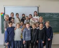 Rus ve Ukraynalı öğrenciler bir arada