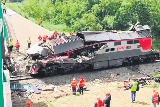 Rusya: Köprü çökmesi kaza değil terör