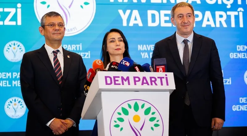 chp-ve-dem-arasindaki-kirli-isbirligi-ayyuka-cikti-chpli-baris-yarkadastan-bomba-itiraf-20-dem-partili-chp-lis-1708373106821.jpeg