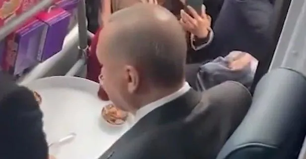 Başkan Erdoğan’a sevgi seli: Ellerinde tepsilerle yollarda beklediler!