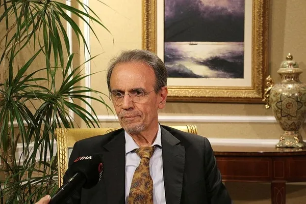 29 harflik Türk alfabesi Coronavirüs'ü alt etti! Prof. Dr. Ceyhan: “Türkçe konuşmak salgını daha az yayıyor”-2