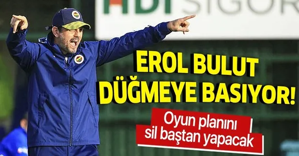 Fenerbahçe’nin hocası Erol Bulut milli arada ev ödevine çalışıyor