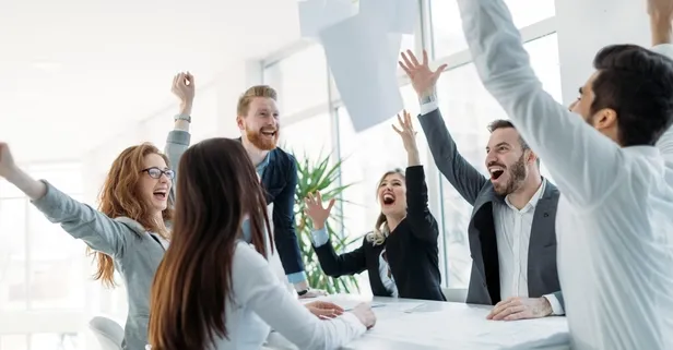 2025'te terfi sizin! Zodyak'ın kariyerinde şanslı 3 burcu belli oldu