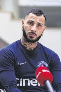 cuneyt-cakira-uefadan-gorev-yurttan-ve-dunyadan-spor-gundemi-1581989554894.jpeg