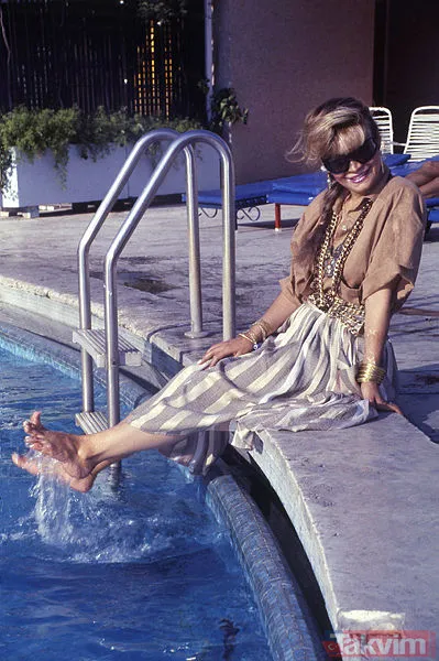 Kayseri'ye konsere gitti ve dönüşte o acı hadise yaşandı... Evet. Konseri dönüşü Belgin, Çamlıyayla'da annemle birlikte yemek yemişler. Yemekten çıkıp...