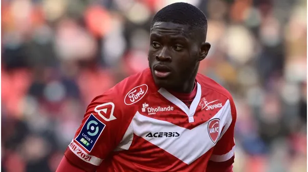 Son dakika Galatasaray haberleri... Aslan'dan Beşiktaş'a ve Trabzonspor'a çalım! İşte Cimbom'un Hadziahmetovic teklifi!-3