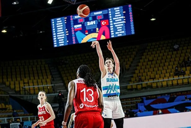 SON DAKİKA: A Milli Kadın Basketbol Takımı Bosna Hersek'e 64-54 yenildi-1