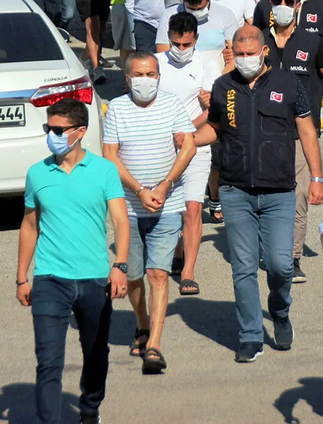 mugla-ve-bursada-fuhus-parasiyla-yakalanan-5-supheli-serbest-birakildi-18milyon-lira-kazanmislar-1610898729062.jpg Muğla ve Bursa'da fuhuş parasıyla yakalanan 5 şüpheli serbest bırakıldı! 18 milyon lira kazanmışlar...-4