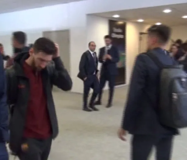 Messi'den Cengiz Ünder'e şok hareket-4