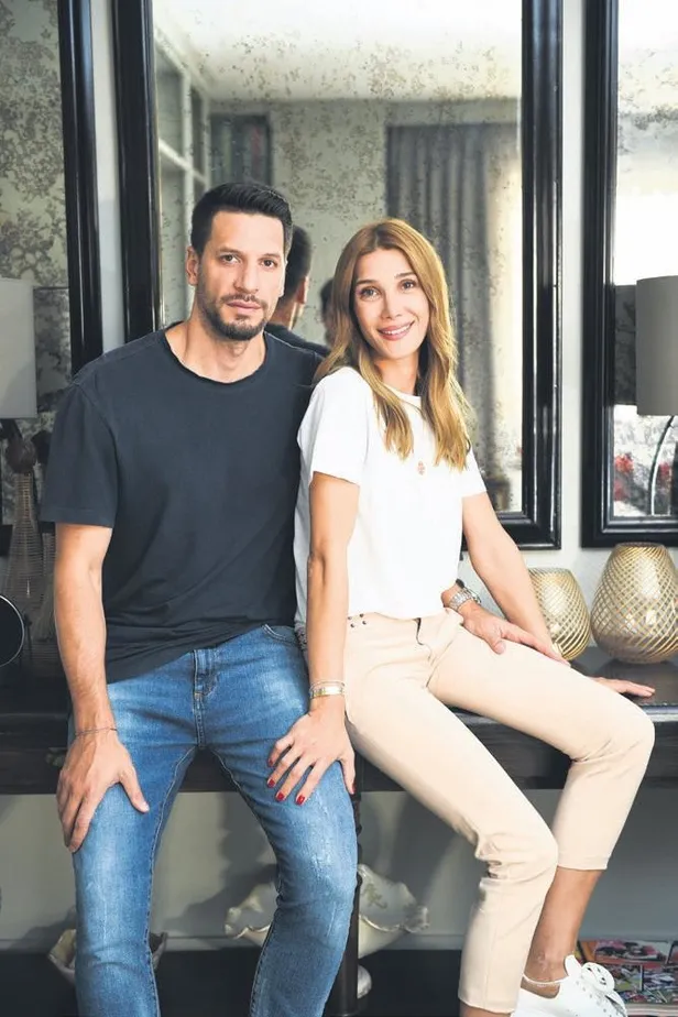 hande-ercel-ve-hakan-sabanci-arasinda-ask-yasaniyor-deniliyordu-o-gercek-ortaya-cikti-bakin-nerede-bulusuyorla-1673218507051.jpeg Hande Erçel ve Hakan Sabancı arasında aşk yaşanıyor deniliyordu! O gerçek ortaya çıktı! Bakın nerede buluşuyorlarmış...-8