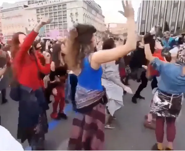 Yunanistan’da ortalık karıştı! Kadınlar Türklerle evlenmek için Miçotakis’e karşı ayaklandı