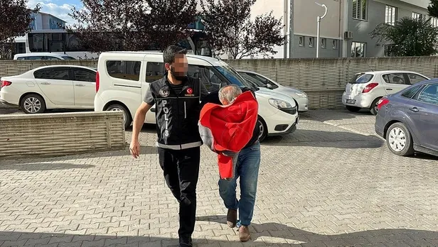 Uyuşturucu satıcılarına şafak baskını: 303 sokak satıcısı gözaltına alındı!-3