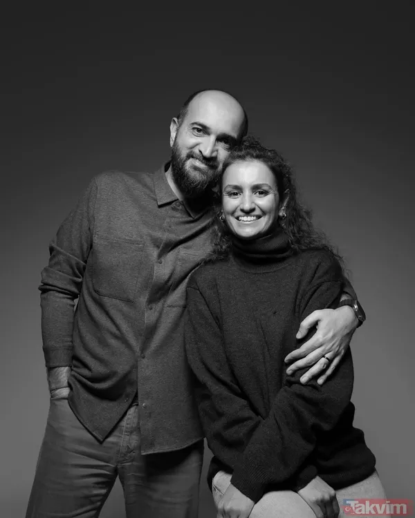 Perihan Savaş'ın Kızı Zübeyde Melek Ve Damadı Volkan Akkaş