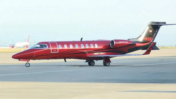 Son dakika: Türkiye'den ambulans uçakla operasyon: Tedavi olmak isteyen hasta Bakü'den İstanbul'a getirildi-1