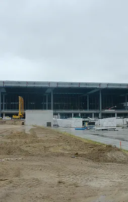 Berlin'in yeni havalimanı bu sene de açılamıyor