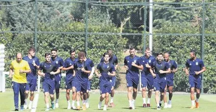 Fenerbahçe’de izin sona erdi