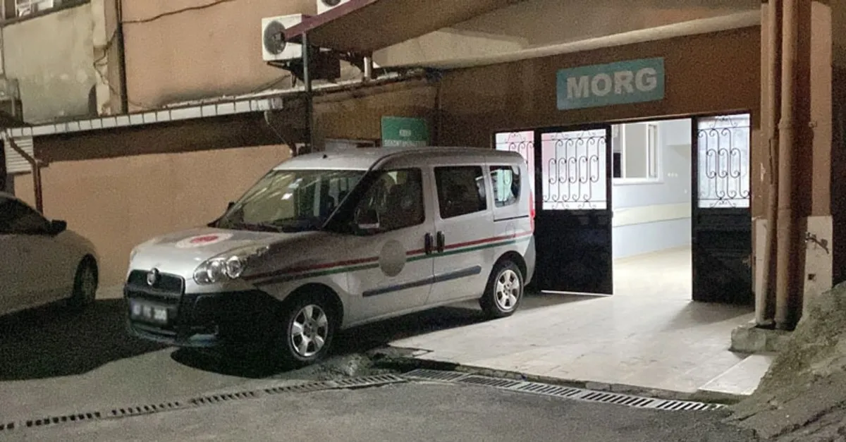 aci olay aracini park etmek isterken 4 yasindaki oglunu ezdi sinir krizi gecirdi takvim