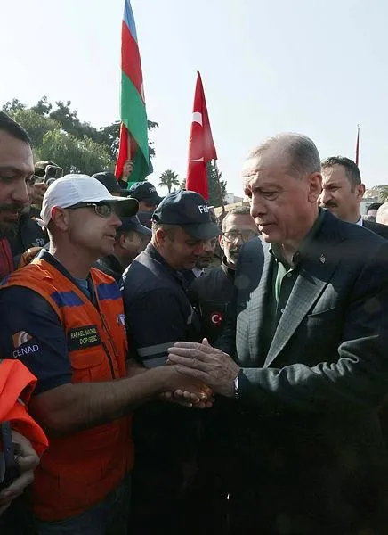 Başkan Erdoğan ve Devlet Bahçeli deprem bölgesinde!-6