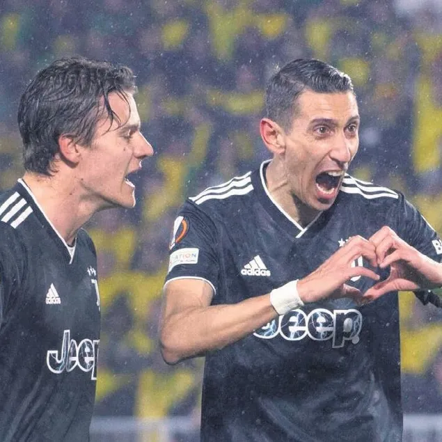 Sen ne yaptın Di Maria!