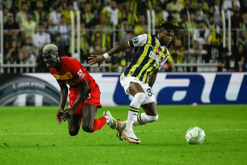 Galatasaray'dan sürpriz transfer! Fenerbahçe maçında izlediler - 9