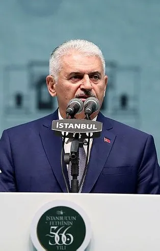 Binali Yıldırım'dan İstanbullulara üst üste müjdeler