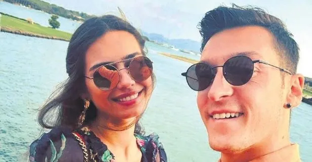 Amine Gülşe’den eşi Mesut Özil’e romantik kutlama! Aşk dolu pozlara beğeni yağdı