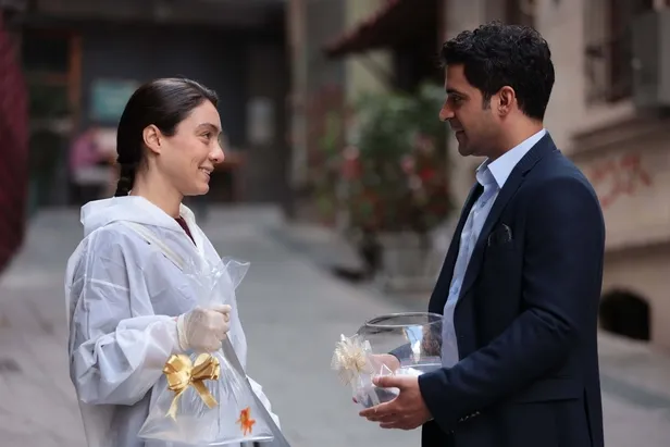 masumlar-apartmani-ceylan-kim-gercek-adi-ne-ceylani-kim-oynuyor-hanin-eski-nisanlisi-ceylani-canlandiracak-oyuncu-1634047690556.jpg Han'ın eski nişanlısı Ceylan'ı canlandıracak oyuncu... Masumlar Apartmanı Ceylan kim, gerçek adı ne?-4