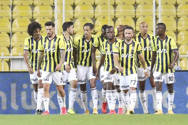 Fenerbahçe "Süper ikili"ye takım bulamıyor! Elde kaldılar...