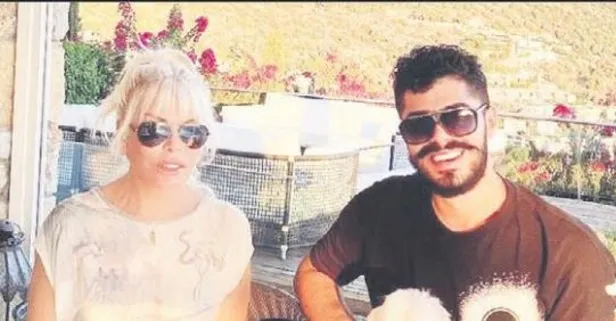 76 yaşındaki Ajda Pekkan, tarzı ile büyük övgü alıyor