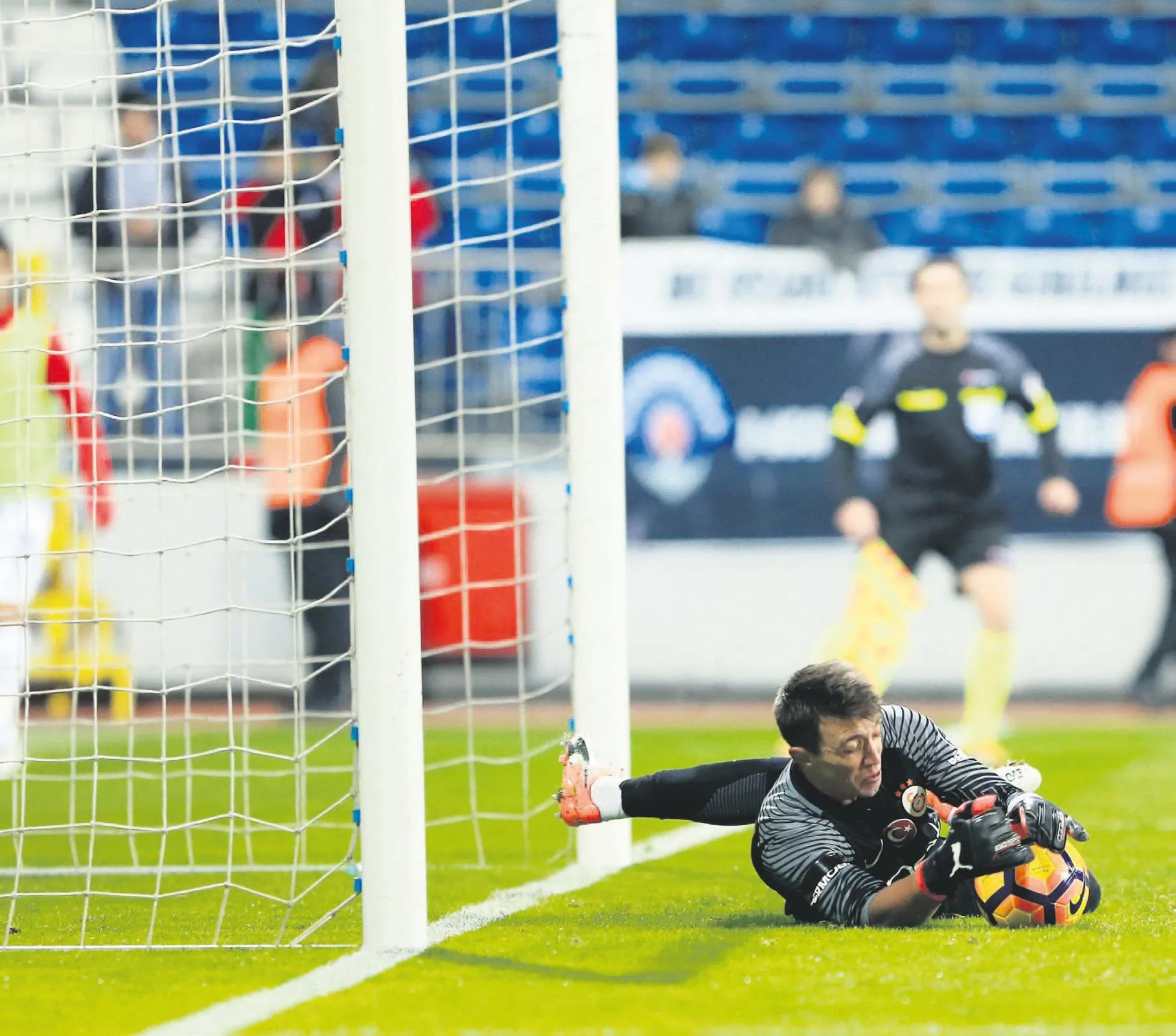 Muslera Bey diyeceksiniz!-1