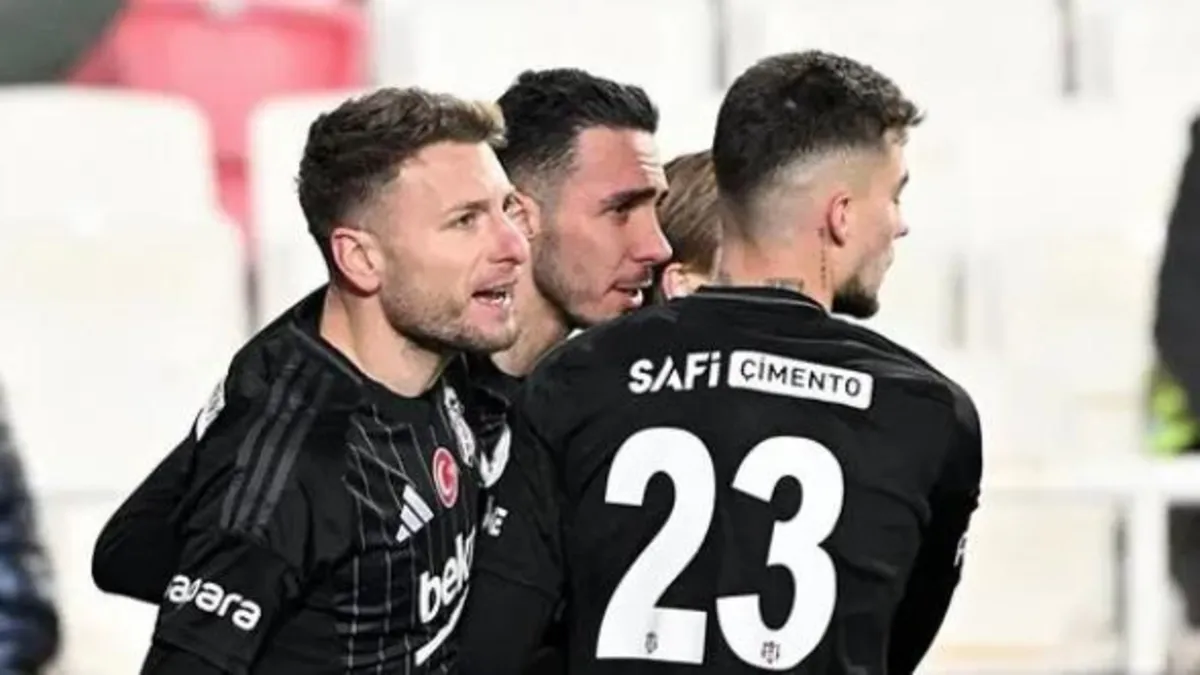 Beşiktaş 3 puan hasretine son verdi!  Sivasspor'u 2-0 yendi
