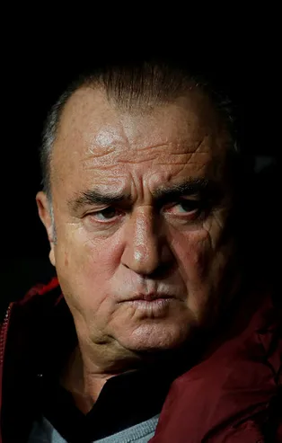Galatasaray'da değişim başlıyor! Fatih Terim'den kadroya neşter