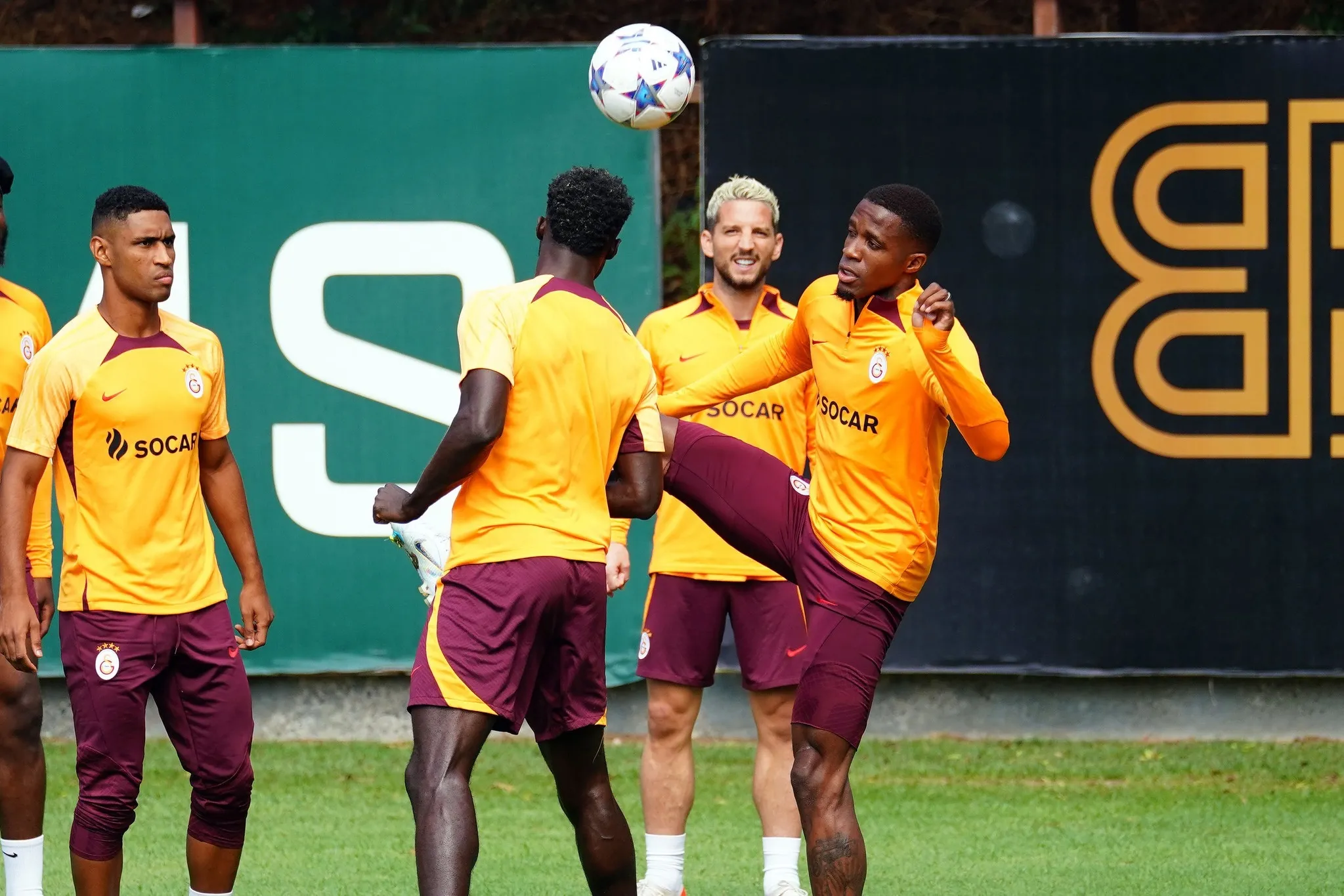 İngiltere'de dev transfer zirvesi! İşte Galatasaray'ın yeni hedefi - 6