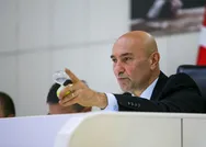 Zeytinliğe havuzlu kaçak villa! CHPli Tunç Soyerden yeni skandal