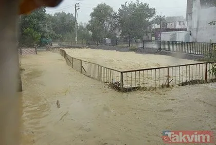 İzmir’de sağanak yağışı! Dereler taştı, evleri su bastı!