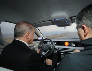 Başkan Erdoğan yerli otomobili ilk kez kullandı! İşte tarihi anlar