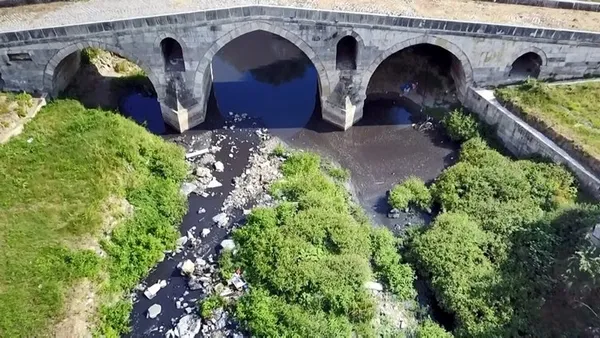 İstanbul'da Mimar Sinan'ın yaptığı tarihi köprü içler acısı halde!-3