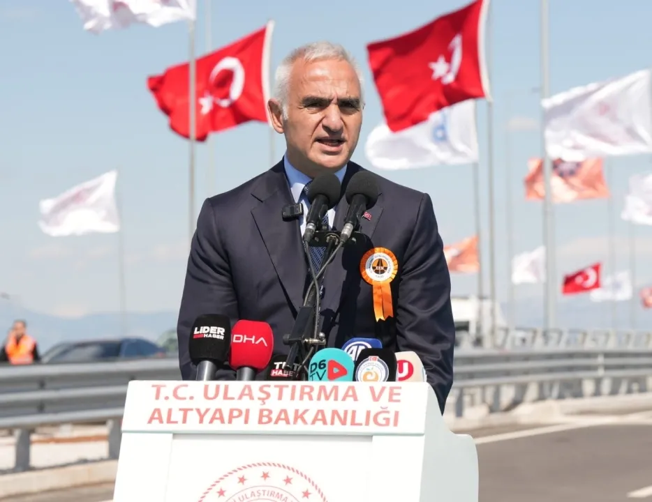 Turizmde 60 milyar TL’lik dev hamle: Bakan Ersoy destek paketini açıkladı