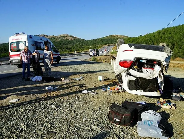 Kastamonu'da kızının düğünü için yola çıkan aile kaza geçirdi: 5 yaralı-4