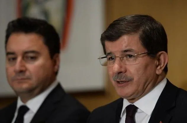 Babacan ve Davutoğlu'na zor soru: Erdoğan'sız neyi başardınız?