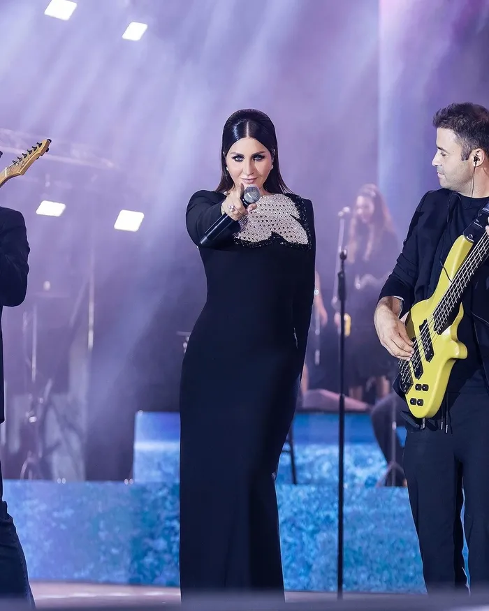 hakan-uralin-kizi-melisa-ural-spor-salonundan-paylasip-son-haliyle-sasirtti-3-ayda-10-kilo-veren-sibel-canla-a-1704435038769.jpg Hakan Ural’ın kızı Melisa Ural spor salonundan paylaşıp son haliyle şaşırttı! 3 ayda 10 kilo veren Sibel Can’la aynı diyeti uyguladı: Günde sadece 1 saat...-16