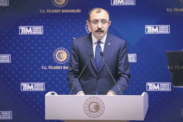 turkiye-ihracatini-5-ayda-1025-milyar-dolara-cikararak-yeni-rekor-kirdi-1654201076519.jpeg Türkiye ihracatını 5 ayda 102.5 milyar dolara çıkararak yeni rekor kırdı-2